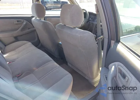 1999 Toyota Camry Le из США, поврежденный, VIN 4T1BG22K4XU531893